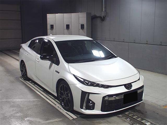 5749 Toyota Prius phv ZVW52 2018 г. (JU Gifu)